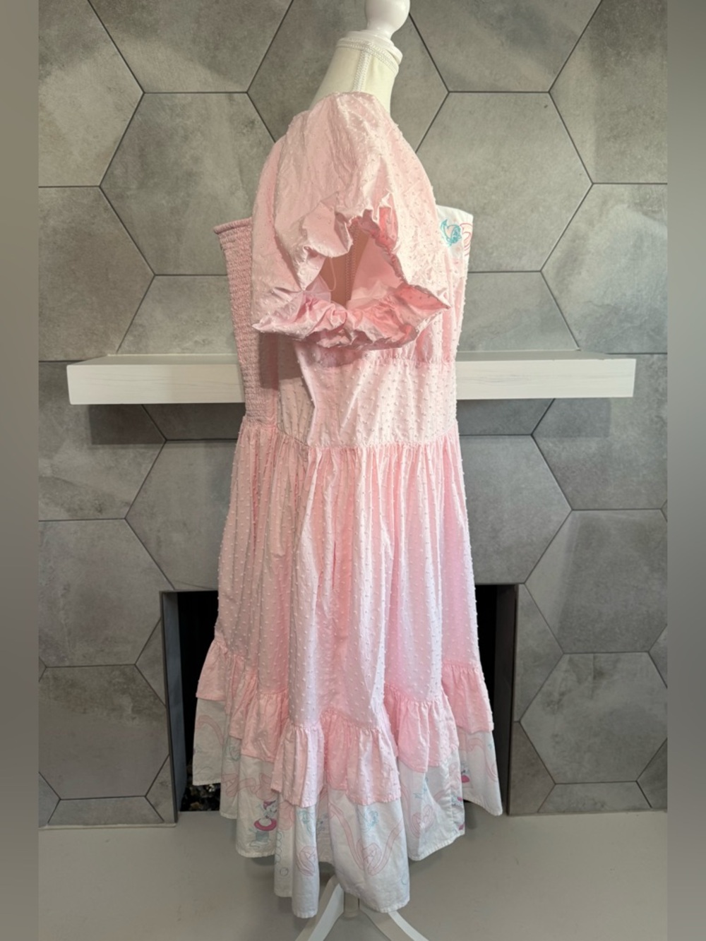 Cinderella 75th Anniversary Collection 2025
Cinderella Dress / Disney Dress Shop - Picture 8 of 13